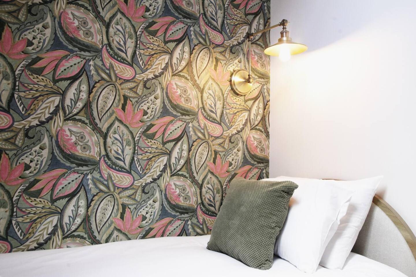 Pass The Keys Apartment 3 Old Conservative Club In Historic Town كارنارفون المظهر الخارجي الصورة